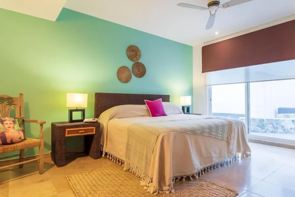 Tropical Oasis With Cenote & Pool Walk To Beach Playa del Carmen