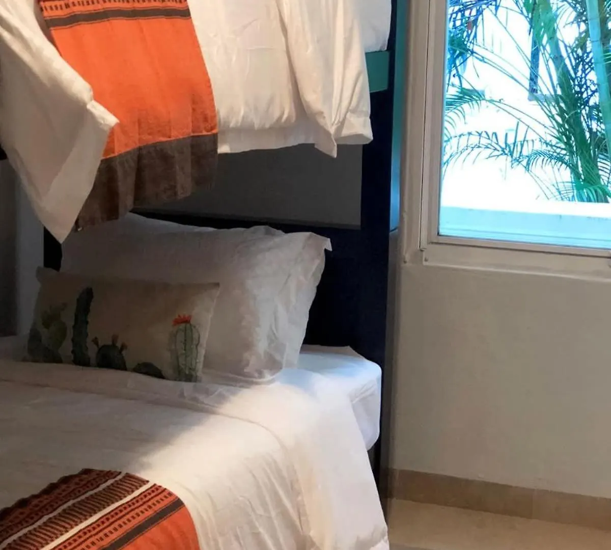 Tropical Oasis With Cenote & Pool Walk To Beach Playa del Carmen Holiday home